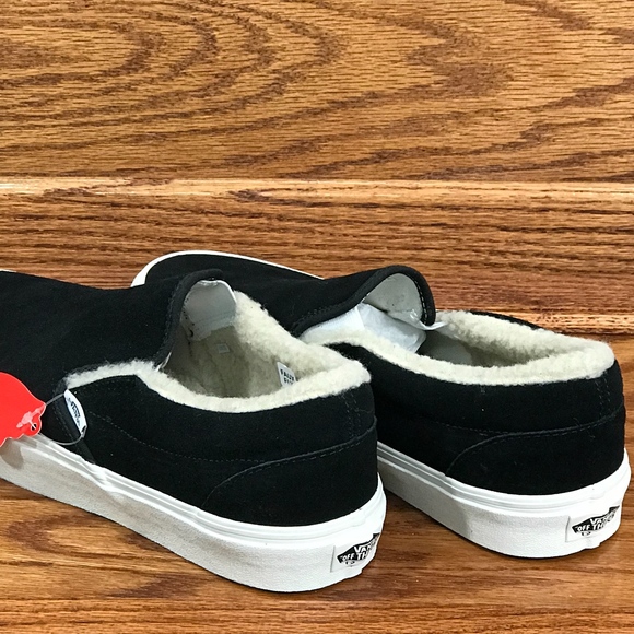  Vans Classic Slip-On Suede Fleece Black White - Picture 6 of 8